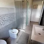 Vigna De' Luceri Апартаменты *